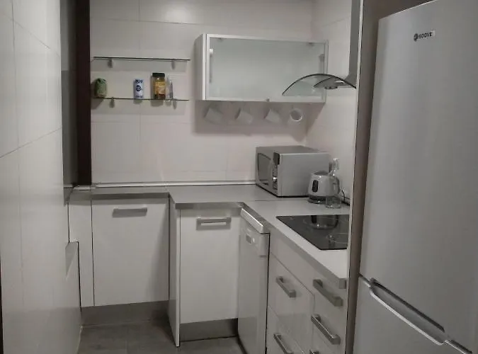 El Patio Del Convento * Toledo